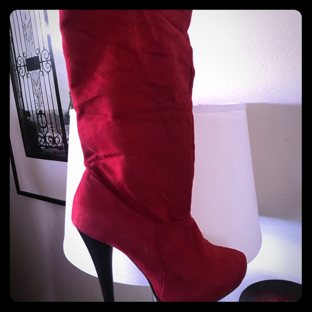 Red slouchy Boots 4” heel ❤️Hot this year❤️Sexy - Picture 5 of 8